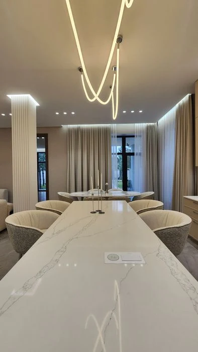 Продажа Стильного дома в Совиньоне, 200м², 5 соток