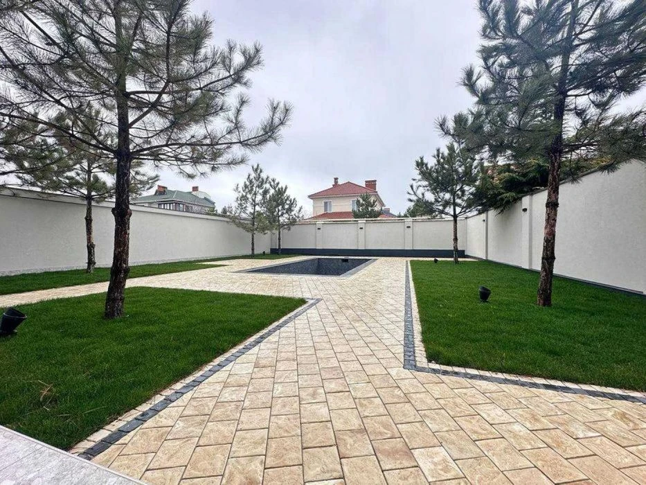 Продажа Стильного дома в Совиньоне, 200м², 5 соток