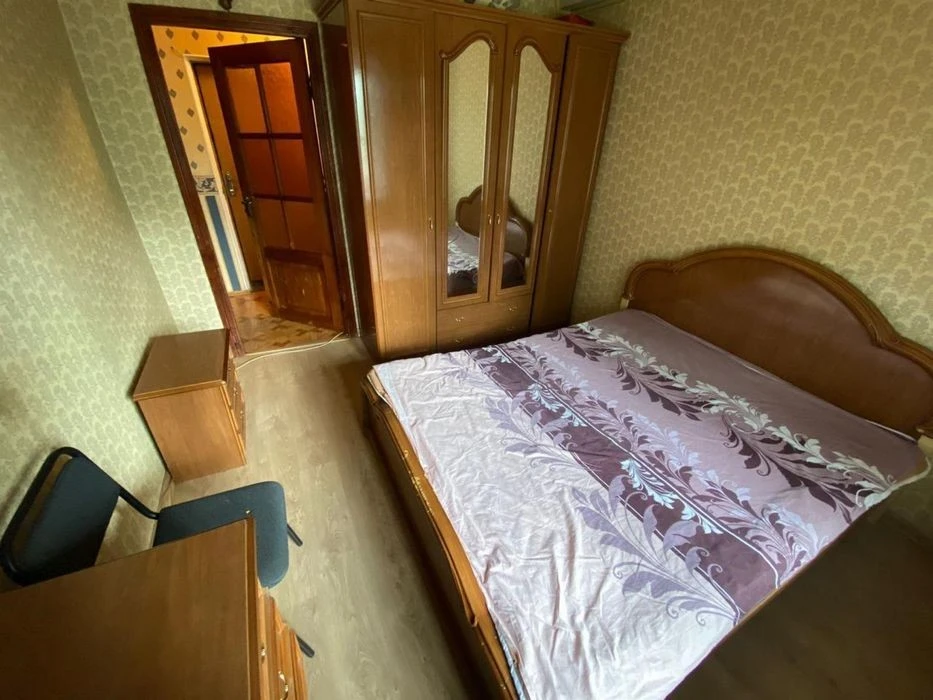 Квартира 2 кімнатна на лісовому массиві в спальному районі