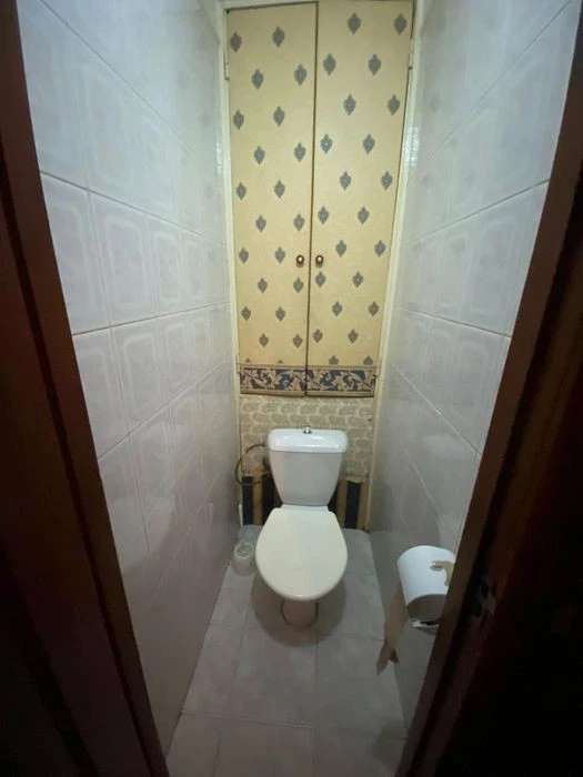 Квартира 2 кімнатна на лісовому массиві в спальному районі