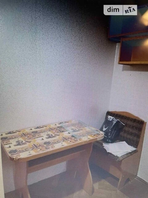 Продаж кімнати 26 кв. м на вул. Олекси Тихого 18/20 • ID 348