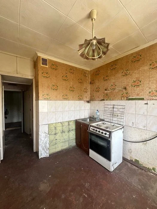 Продаж без% 1к просп. Червоної калини 12-В, Держпрограми