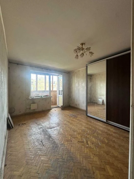Продаж без% 1к просп. Червоної калини 12-В, Держпрограми