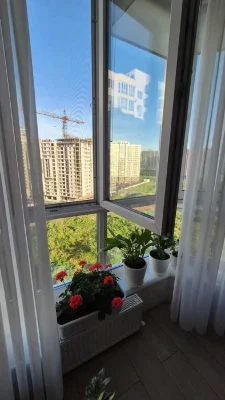 2К 53,3М² у ЖК Акварель, 12/17 — ПАНОРАМНА кухня, меблі, 3 ш