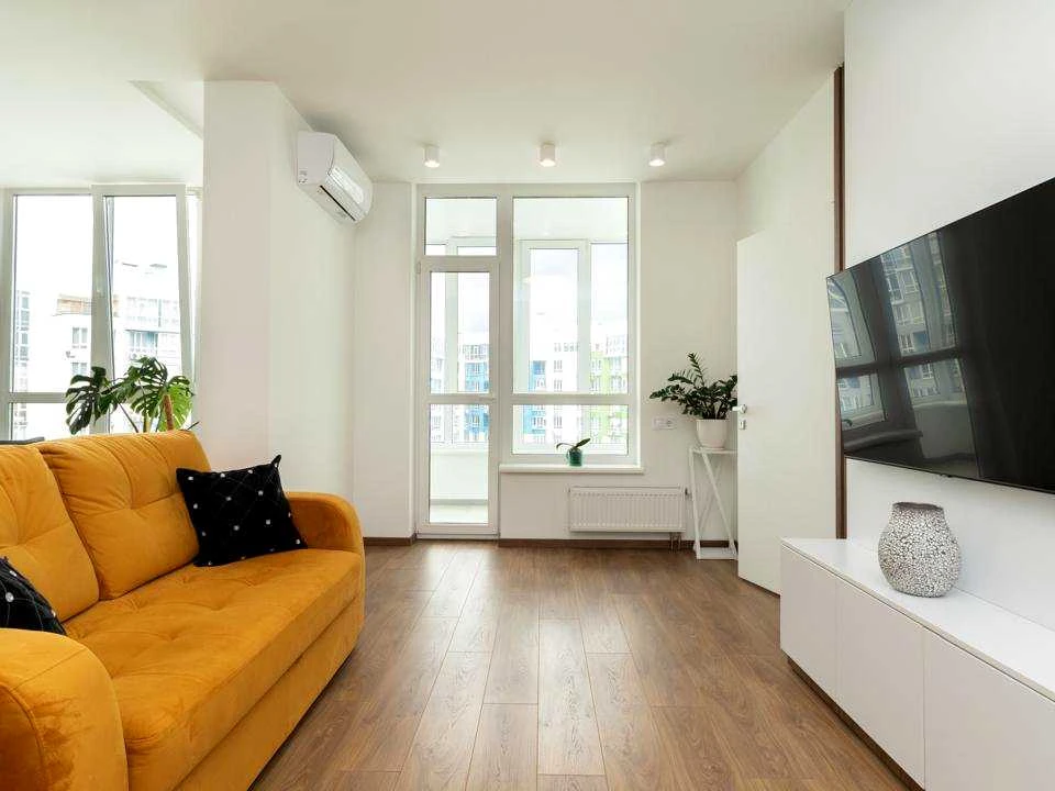 Apartment. Kyiv, Kakhovska Street.