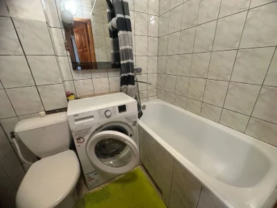 Довготривала оренда 1к квартири на вул. Івана Дзюби 12