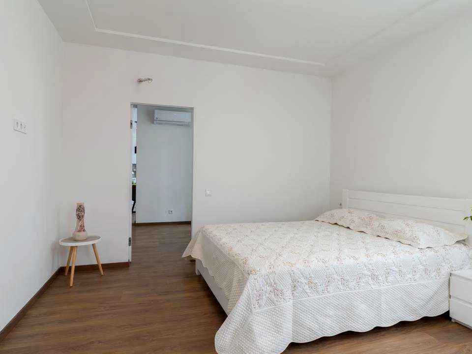 Apartment. Kyiv, Kakhovska Street.