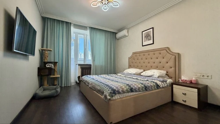 Продам 3к квартиру Бажана 14 | Позняки Без комісії
