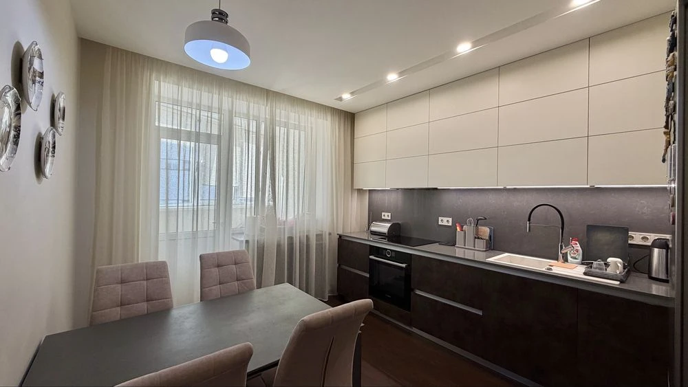 Продам 3к квартиру Бажана 14 | Позняки Без комісії