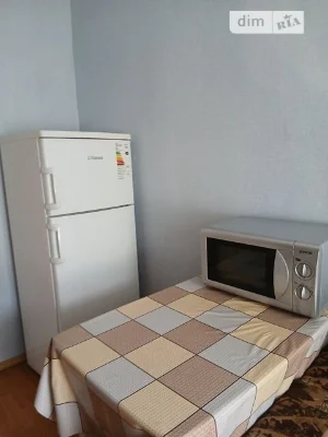 Здам в оренду кімнату на вул. Електриків 26/30, кв. 16 довго