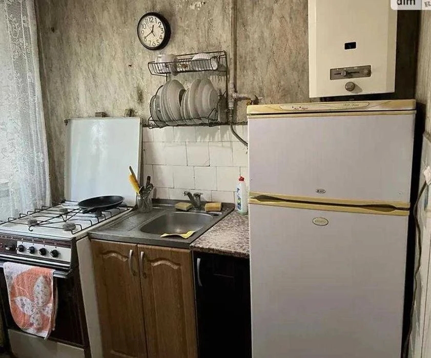Продається 2-кімнатна квартира в БЛИЖНЬОМУ  центрі