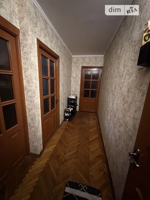 Здам в оренду кімнату на просп. Науки 6, кв. 149 довгостроко