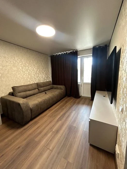 2-кімнатна квартира вулиця Космонавтів