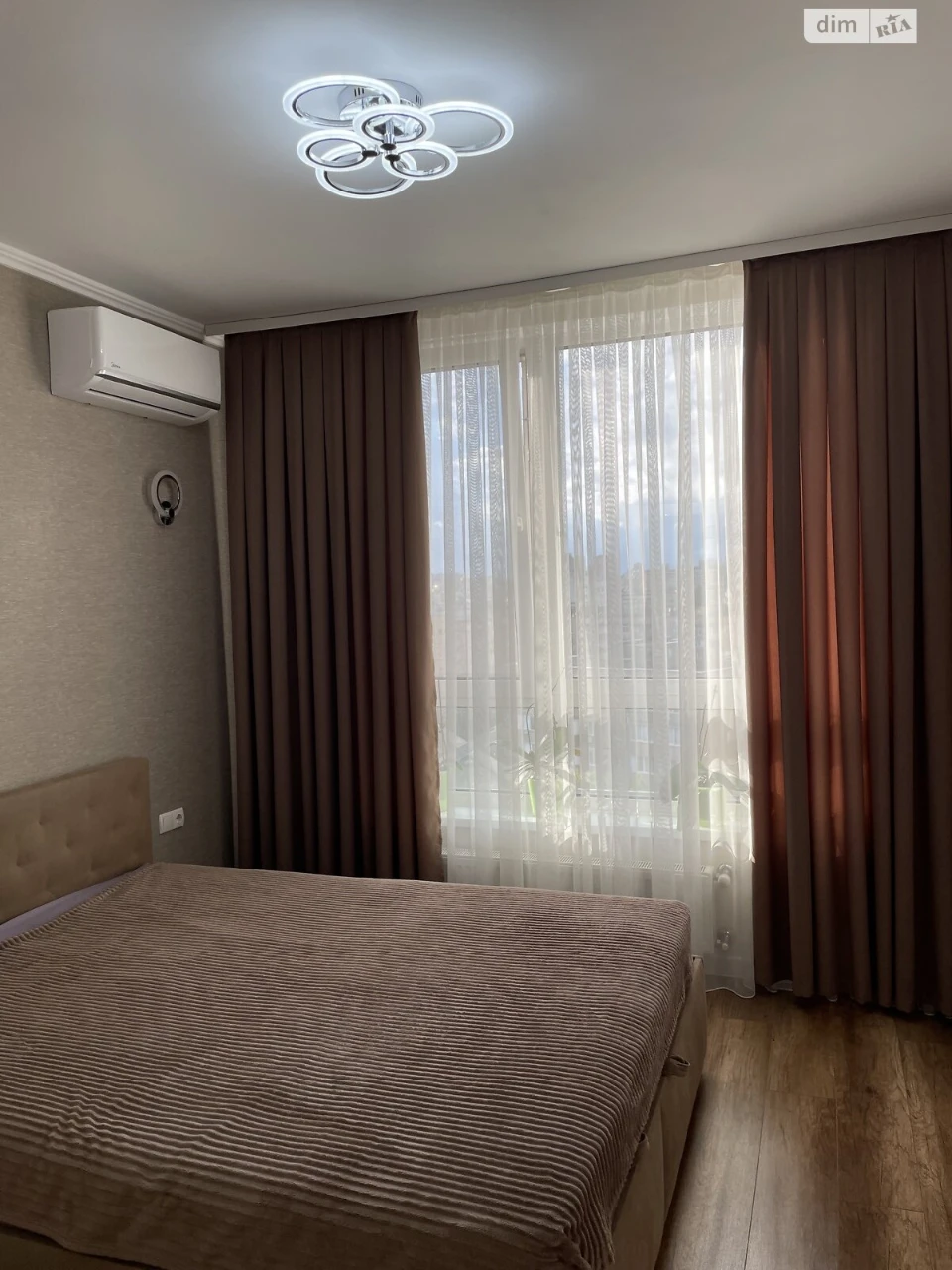 Продаж Квартира Харківський Масив