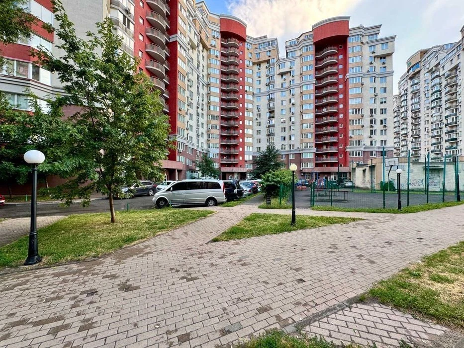 Без комісії! Унікальна 1-кім. 64м2 з величезною терасою 57 м