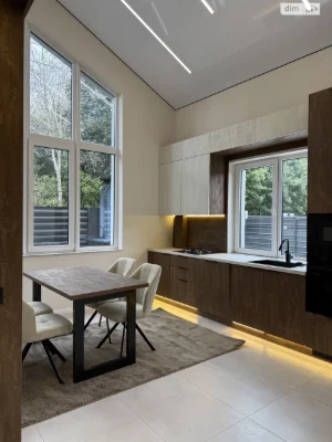 Продаж Дім