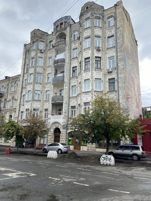 Оренда 3к квартира Поділ метро Контрактова Спаська, 6а