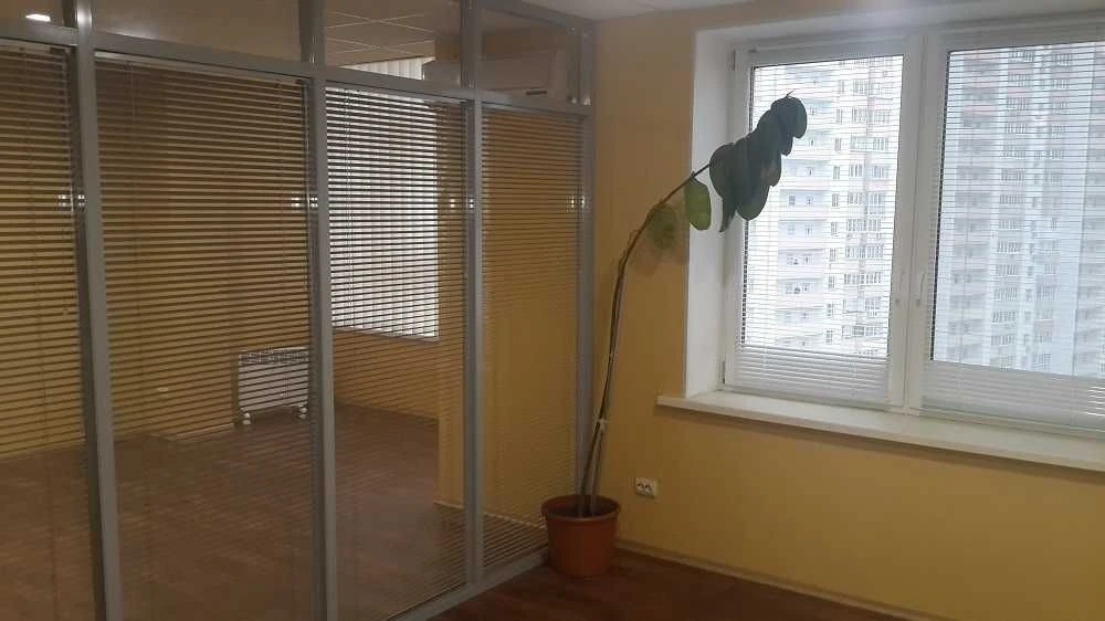 Аренда квартиры Позняки, 60 м2 Драгоманова