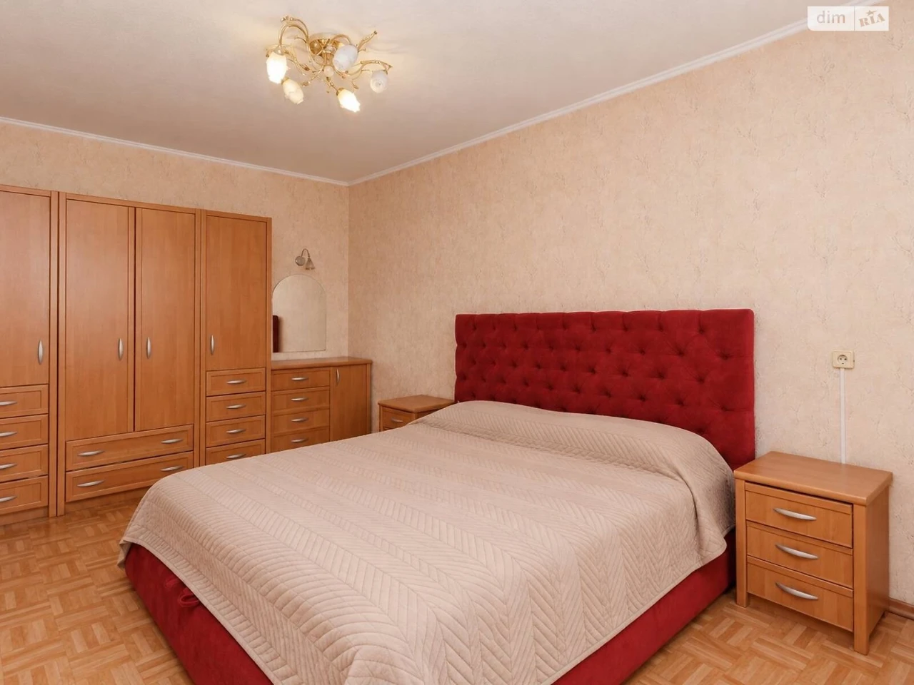 Продаж Квартира Троєщина