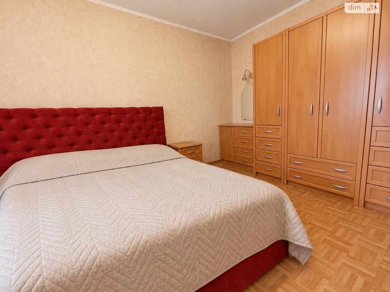 Продаж Квартира Троєщина