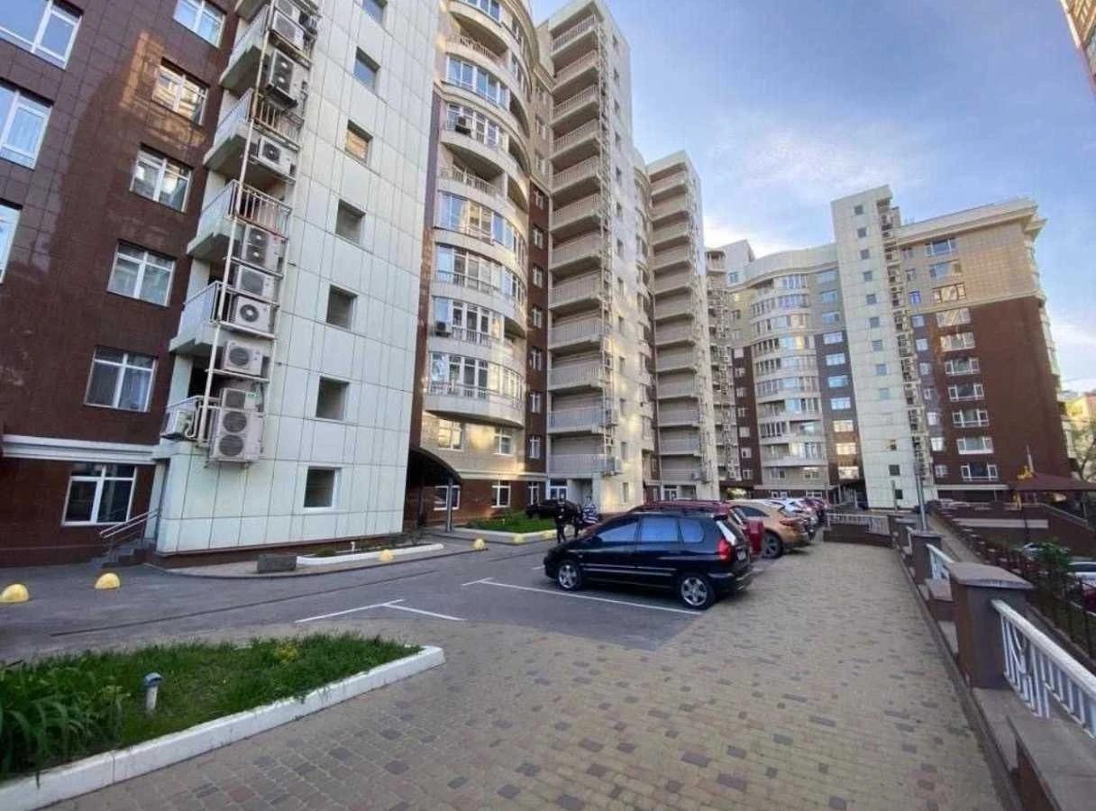 Sale of 1-room apartment 40 m², Vladimir Antonovych str.