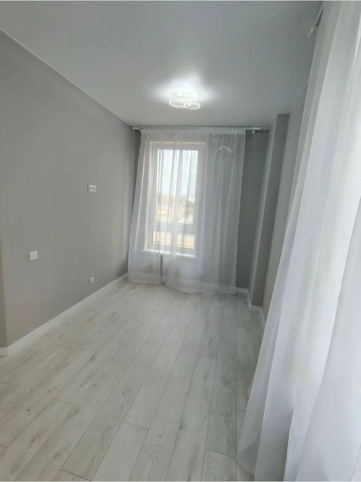 Продаж 1-кім квартири в новобудові