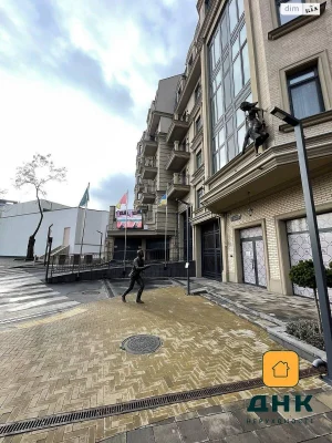 Продаж Квартира Середній Фонтан