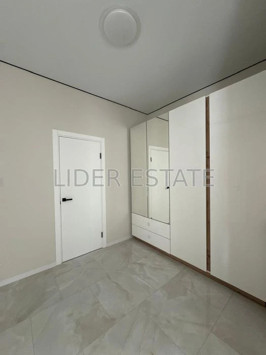 Продаж 1-кімн. квартири, 2/3 пов., 47 м² в Ужгороді – вигідн
