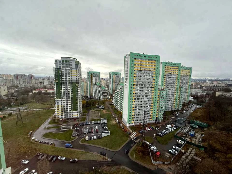 Квартира. Киев, Перемышльская ул. (Краснопольская)