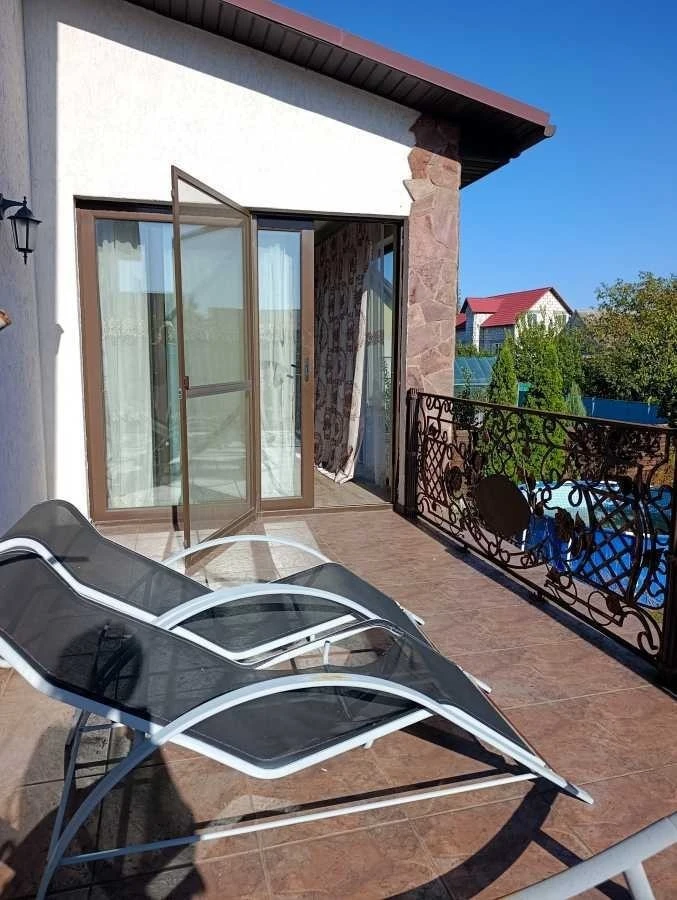 Продаж будинку 240 м², Центральна вул.