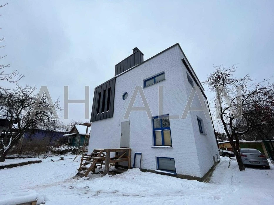 Продається будинок 235 м2 в Києві, вул. Газопровідна. Берков