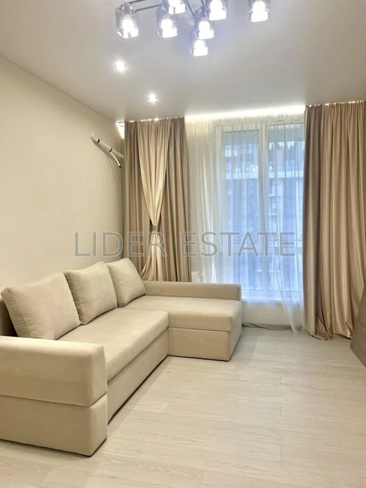 Продаж 1-кімн квартири в ЖК KRONA house, Ужгород, 5/9, 55м²