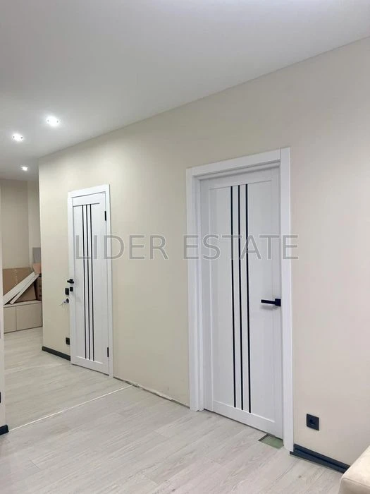 Продаж 1-кімн квартири в ЖК KRONA house, Ужгород, 5/9, 55м²