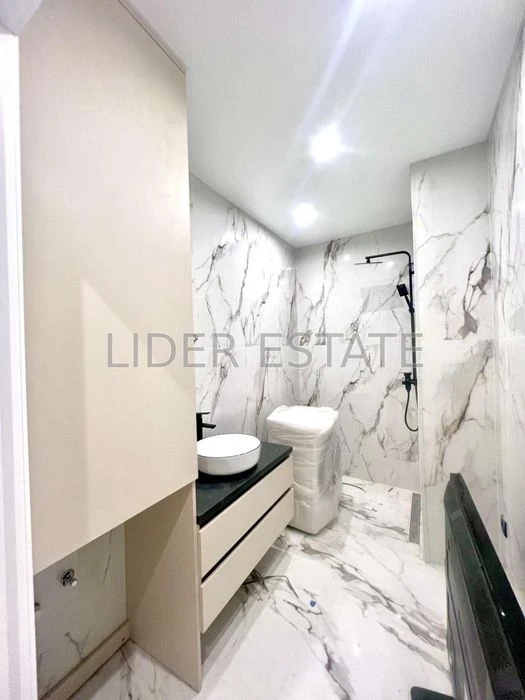 Продаж 1-кімн квартири в ЖК KRONA house, Ужгород, 5/9, 55м²