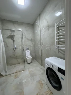 Продам 1-кімн. квартиру, 3/3 пов., 48/18/30 м², Ужгород. Іде