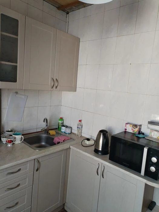 Продам 2х комнатную квартиру пр Гагарина, пр Науки, ул. Поли