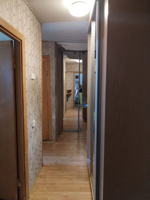 Продам 2х комнатную квартиру пр Гагарина, пр Науки, ул. Поли