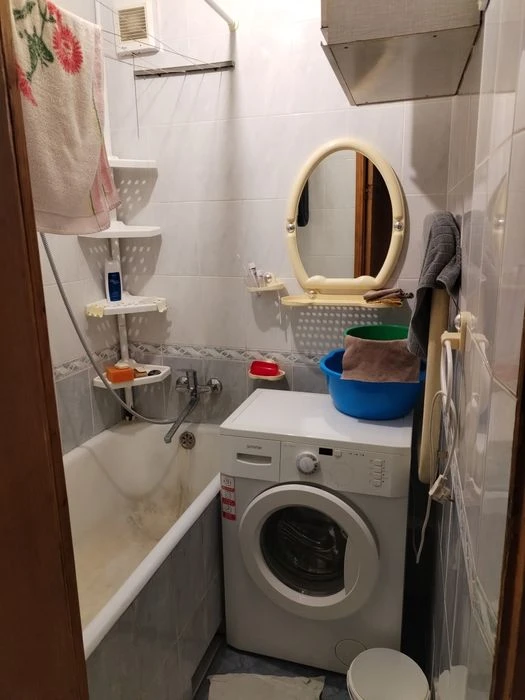 Продам 2х комнатную квартиру пр Гагарина, пр Науки, ул. Поли