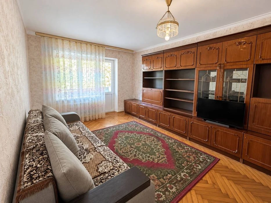 продам 1к квартиру у Києві.  Без комісії для покупця
