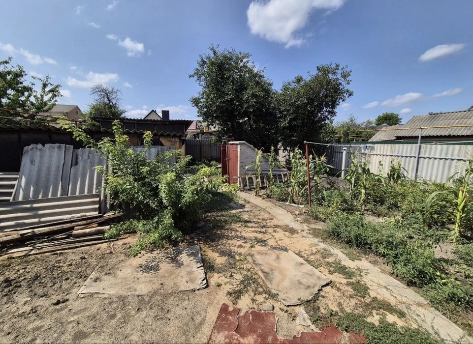 Продам пів будинку вул.куропʼятникова (Шкільний)