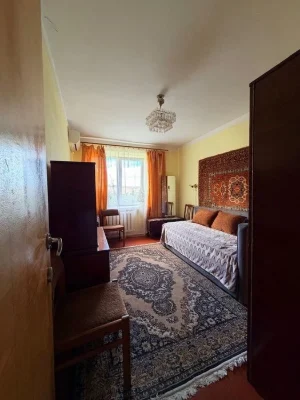 Продаж 3кн Чешки на Південно -Кільцевій