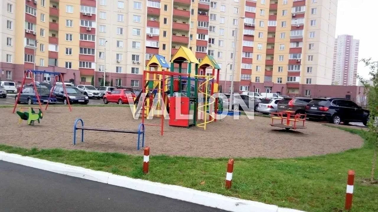 Продажа: Трехкомнатная квартира 90.7 м², Петра Григоренко просп.