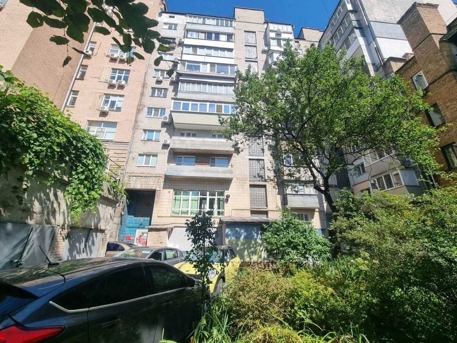 Продам квартиру 2-кімнатну квартира в центрі Києва - вул. Ол