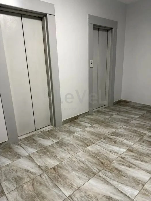 Продаж 1 кімнатної квартири вул. Крушельницької 5