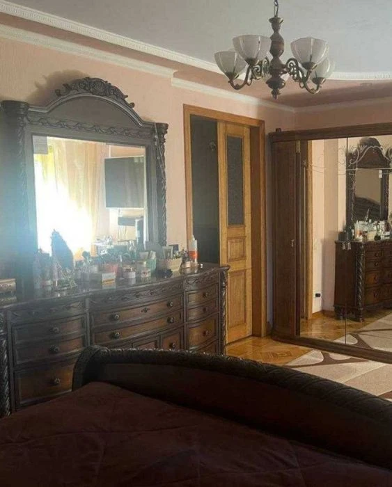 В продаже 2х этажный дом 240м2 евроремонт, Холодная гора   S