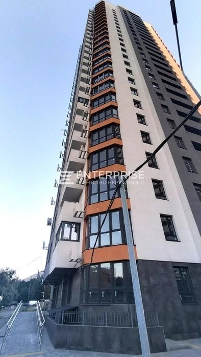 Продаж 1к квартири вул. Кибальчича 1Б