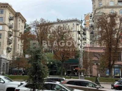 Хрещатик Лютеранська Центр продаж 2к з ремонтом Печерський