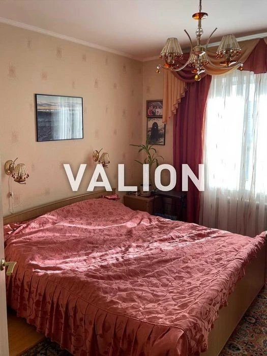 Продаж 4 кімн. квартири вул. П. Григоренка, 13 Позняки, Дарн