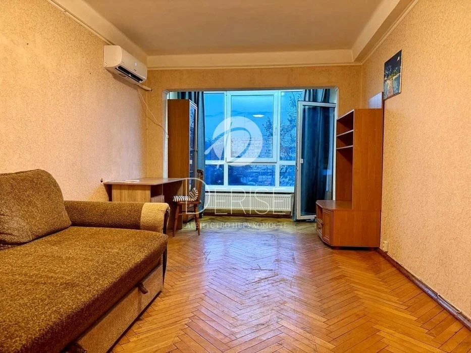 Продаж 1-кімн., вул. Озерна, 30/51, Оболонський район м. Киє