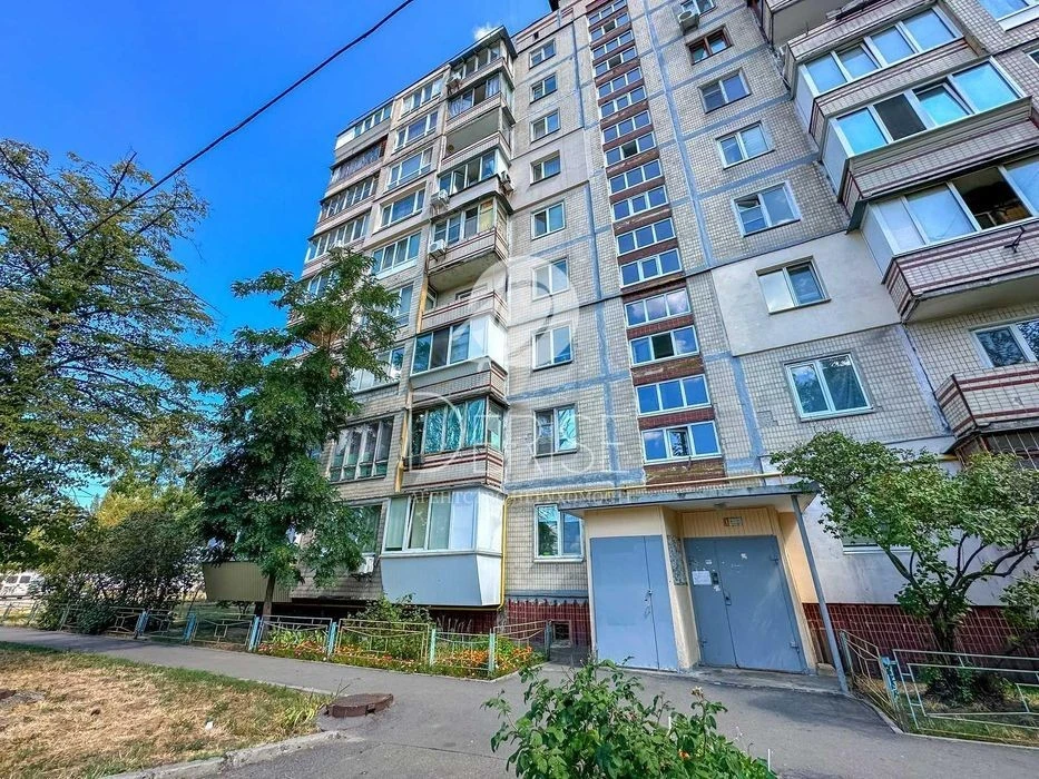 Продаж 1-кімн., вул. Озерна, 30/51, Оболонський район м. Киє